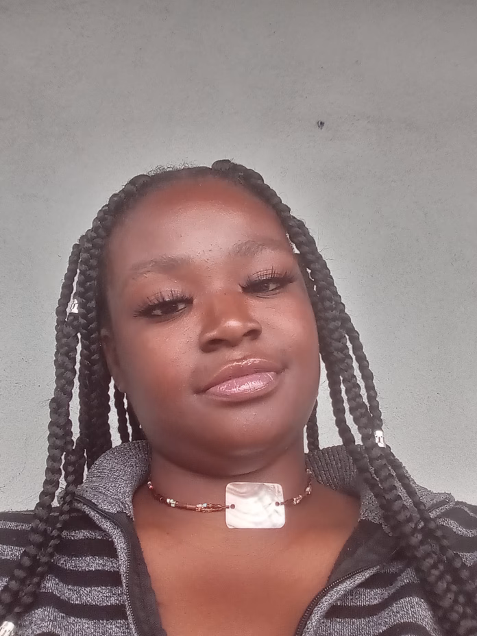 Amber  Valdez - Profile Photo