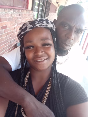 Amber  Valdez - Gallery Image 6