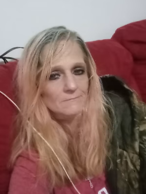 Laura  Bell - Gallery Image 4