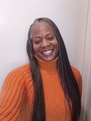 CAROLYN MCCLEAN - Gallery Image 13