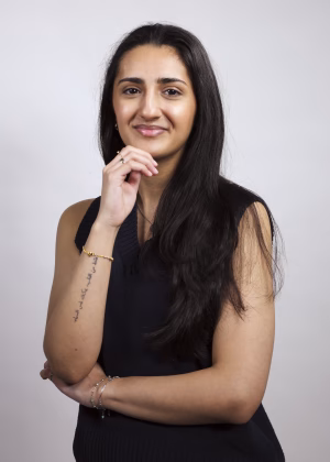 Alina Jafri - Gallery Image 8