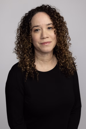 Clea  Hodge - Gallery Image 2