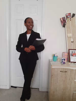 Melinda Sealy - Gallery Image 14