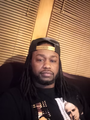 Lionel  Morris - Gallery Image 4