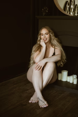 Bri R - Gallery Image 1