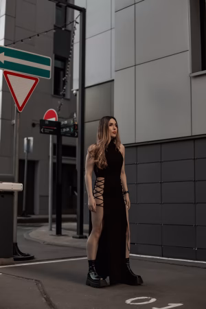 Tanya K - Gallery Image 1