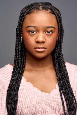 Davia Lavan - Gallery Image 2