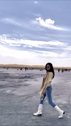 Wendy Li - Gallery Image 1