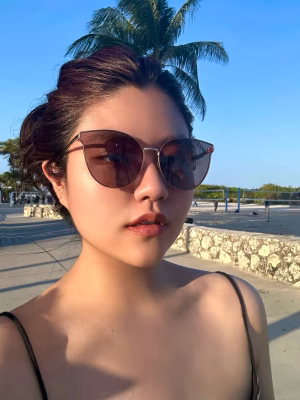 Wendy Li - Gallery Image 2