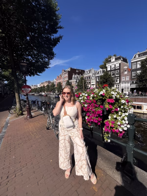 Emily Bagg - Gallery Image 5