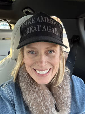 Jennifer Ellis - Gallery Image 2