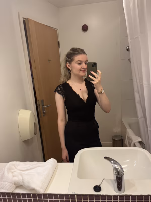 Bethan  Scott - Gallery Image 8