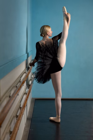 Madison  Davis - Gallery Image 6