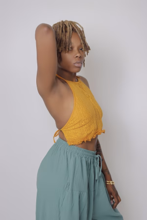 Mani Jones - Gallery Image 4