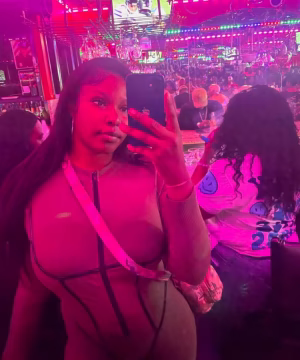 Yazmekia Epps - Gallery Image 1