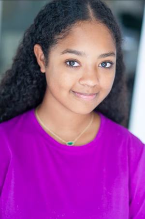 Chelsea Marks - Gallery Image 4