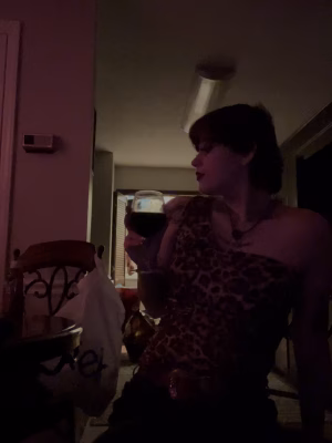 Lillian  Mundy - Gallery Image 5