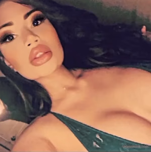 Stacie Eluas - Gallery Image 1