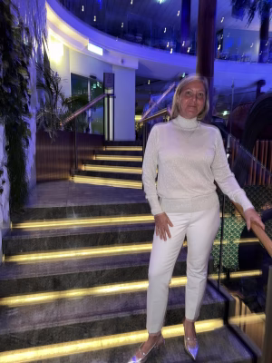 Cheryl Schiefelbein - Gallery Image 7