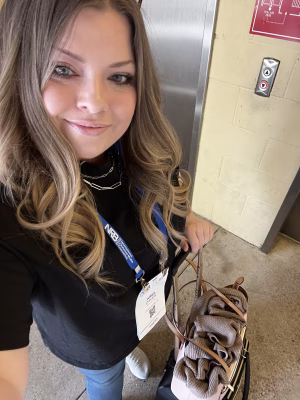 Ariel Daves - Gallery Image 3