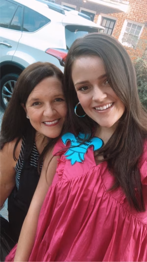 Christen  Colwell - Gallery Image 1