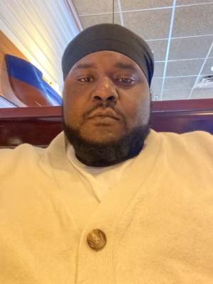 Dizale Honaker - Gallery Image 3