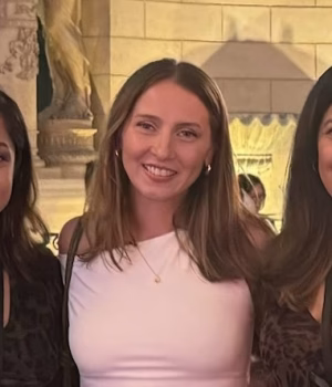 Hayley Heneghan - Gallery Image 5