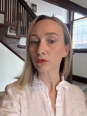 Sarah Olsen - Gallery Image 2