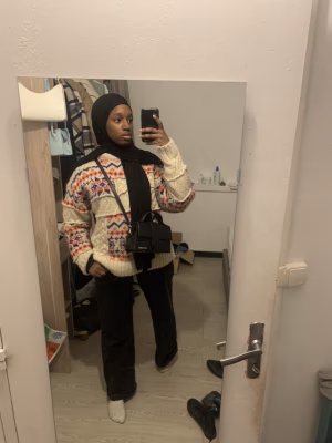 Dari  Wague - Gallery Image 5