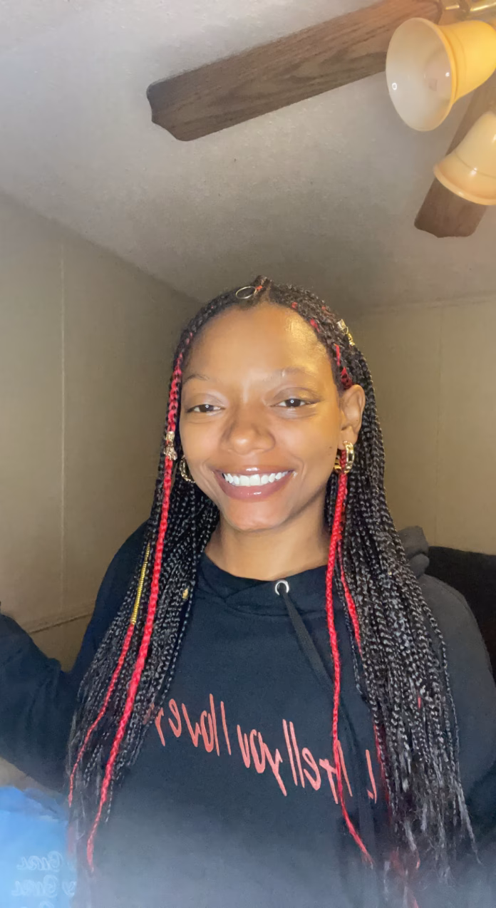 Simone Bush - Profile Photo