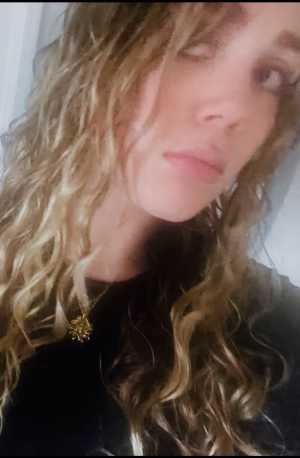 Chloe  Walker - Gallery Image 13