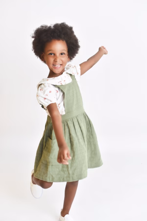 Nevaeh Thompson - Gallery Image 1