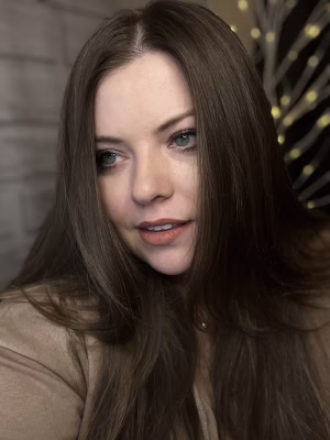 Ariel Daves - Gallery Image 4