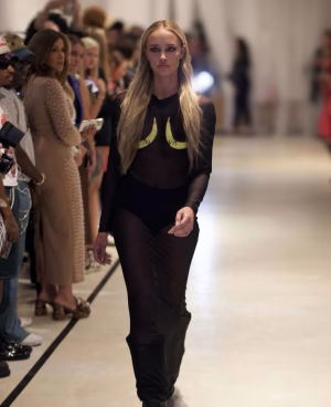 Mia  Mastrov - Gallery Image 20