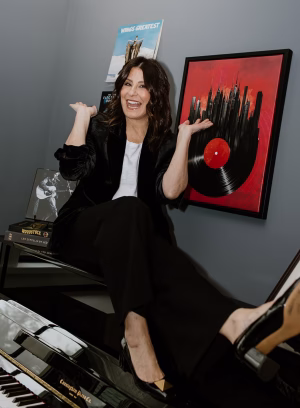 Lori Altermann - Gallery Image 6