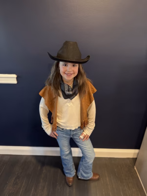 Taylor Wertheim - Gallery Image 2