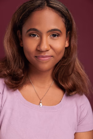 Edith  Malungu - Gallery Image 1