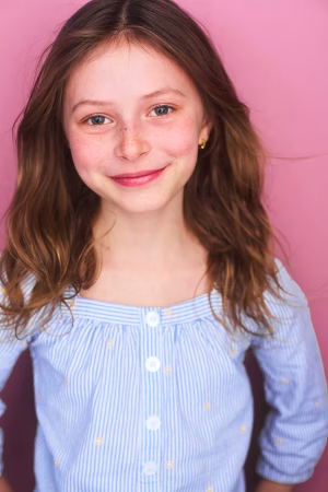 Aislin Echo  Wood - Gallery Image 2