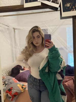 Robyn McCabe - Gallery Image 9