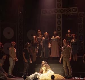 Holly Smith - Gallery Image 1