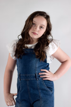 Elvie Grace Bradley - Project Casting Gallery Image 2 Elvie Grace Bradley - Gallery Image 2