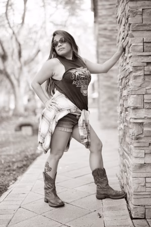 Megan Woods - Gallery Image 14