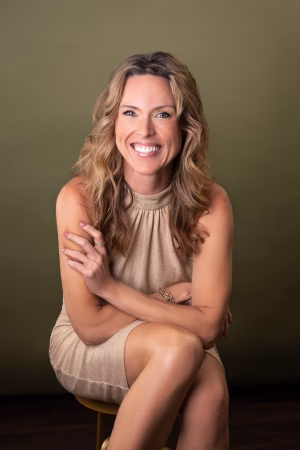 Shelley Lovvorn - Gallery Image 4