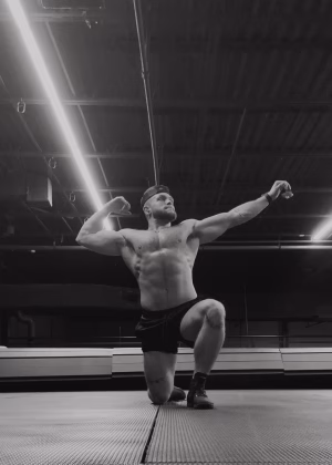 Brandon  Drago - Gallery Image 3