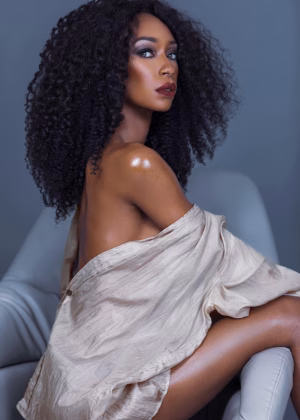 Jovona  Logan - Gallery Image 13