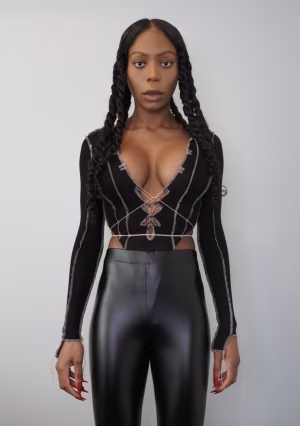 Nichole Davis - Gallery Image 2