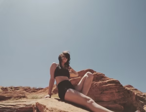 ELIZABETH DUARTE - Gallery Image 1