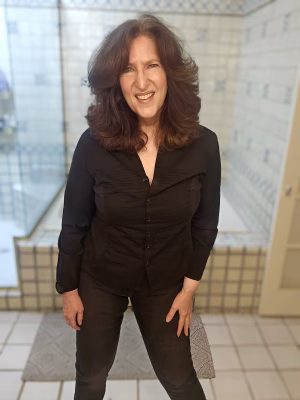 Renee  Gelinas - Gallery Image 3