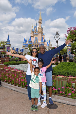 Lisa Guzman - Project Casting Gallery Image 1 Lisa Guzman - Gallery Image 1