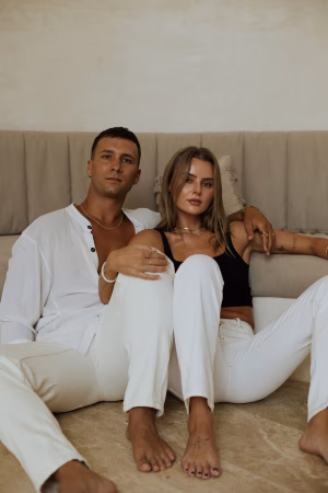 Alexandra Page - Gallery Image 6